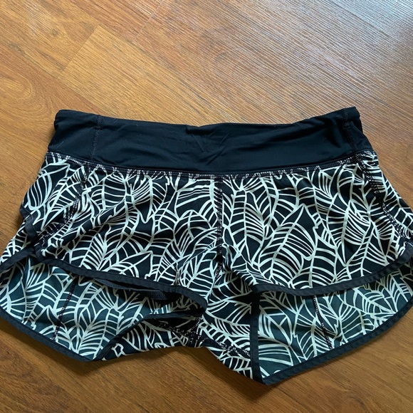 Pants - Lululemon speed short 2.5
